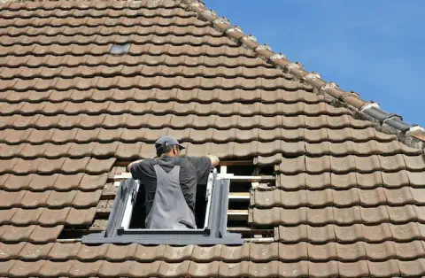 Pose de velux - Saint-Brisson